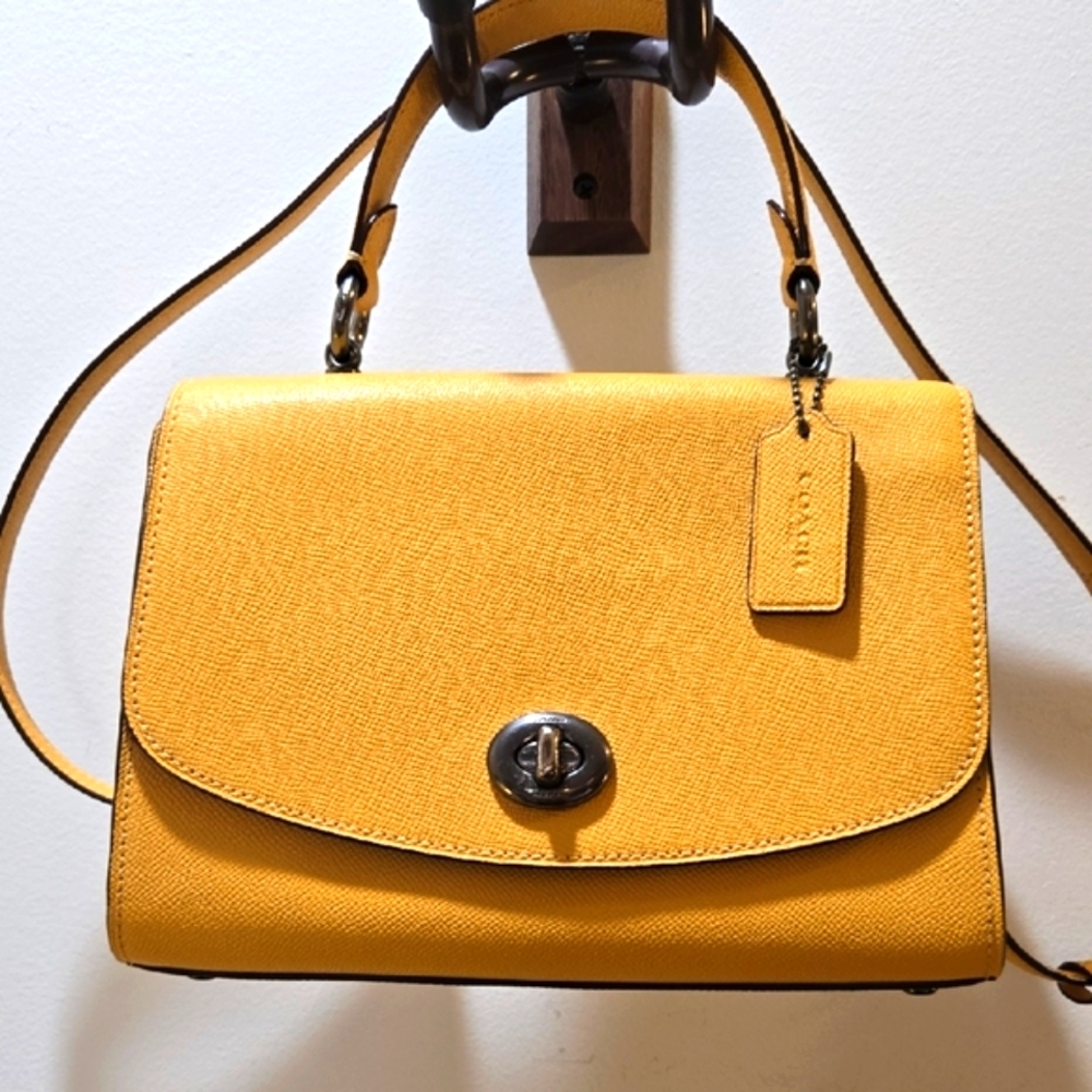Coach - Tilly Satchel 23 with Crossbody Strap
